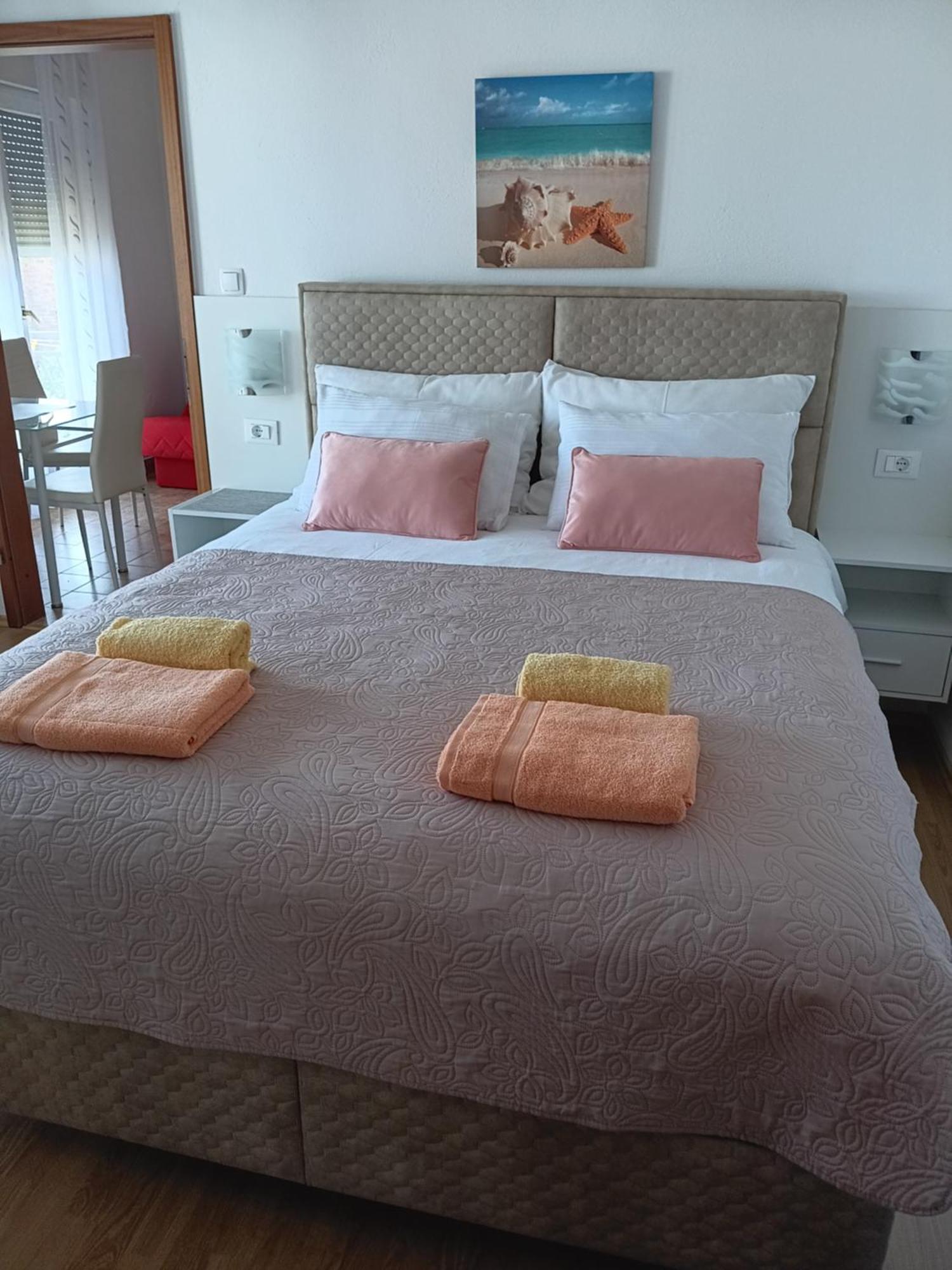 Apartmani Braut Корнич Экстерьер фото