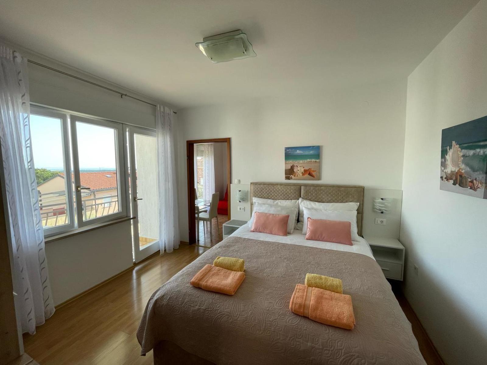 Apartmani Braut Корнич Экстерьер фото